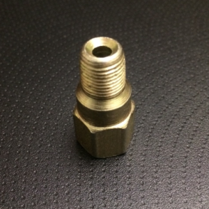 Переходник резьбовой К1/8" наружн. - М8х1 внутр.